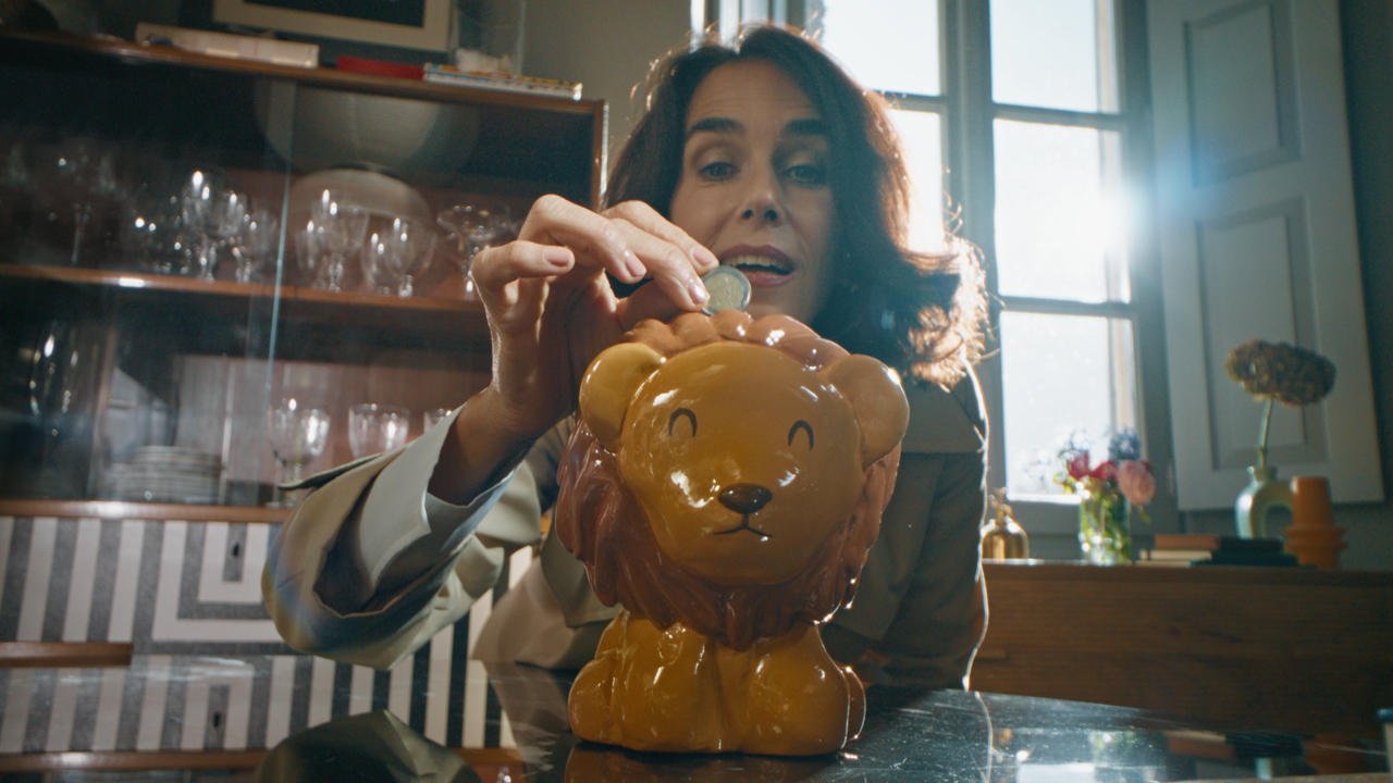 Conto Corrente Arancio a Natale offre il 4% annuo lordo sui risparmi e il 4% di cashback