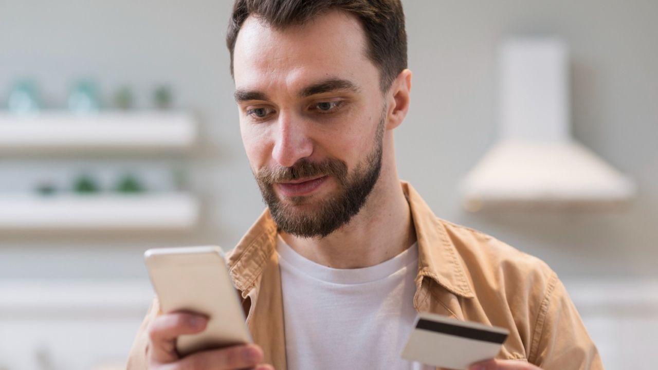 Con Crédit Agricole si possono ottenere fino a 600 euro in buoni Amazon: ecco come